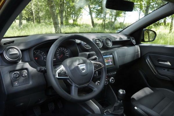 Dacia Duster 1.0 Eco-G 100cv Essential - immagine 2