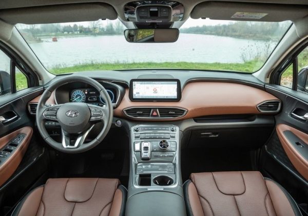 Hyundai Santa Fe 1.6 T-Gdi Hev A/T 5 Posti Business - immagine 2