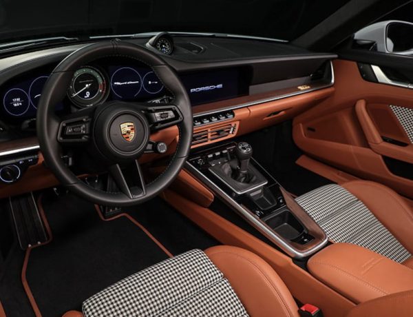 Porsche 911 Carrera Coupe - immagine 2