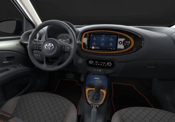 Toyota Aygo x 1.0 b (72 Cv) Trend S-CVT - immagine 2