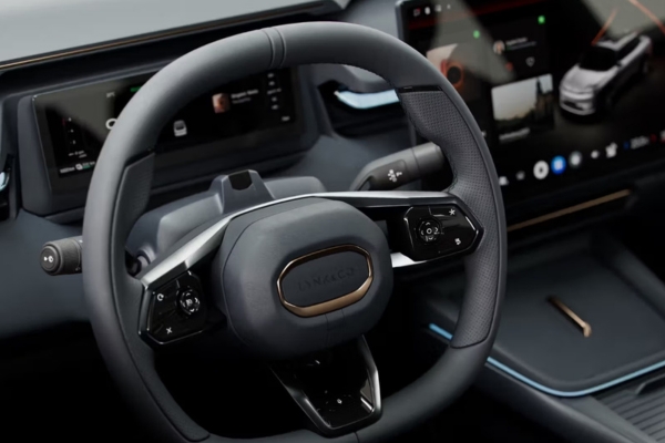 Lynk& & CO 08 1.5 PHEV CORE AUTO - immagine 4