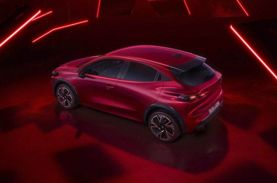 nuova renault clio 2026 tetto