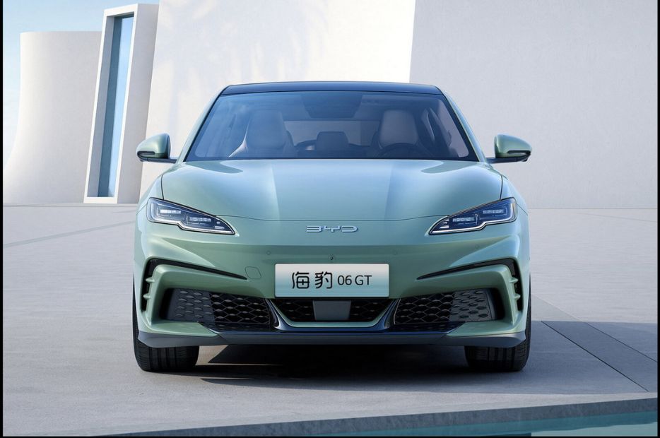 BYD Seal 6 GT frontale