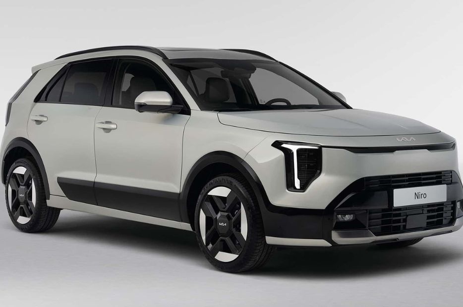 nuova kia niro lato dx