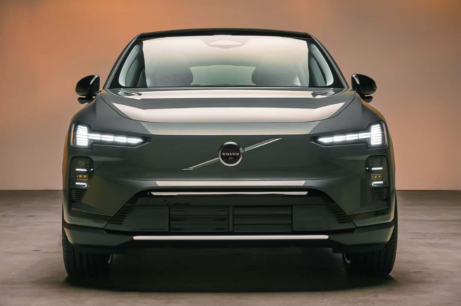 nuova volvo ex60 frontale