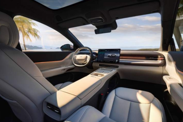 XPENG G6 68,5 kWh RWD STANDARD RANGE - immagine 4